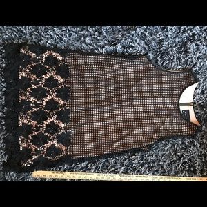 🔴SOLD 🔴Dress Forum detailed dress